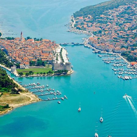 Apartman Adriatic Traù Esterno foto