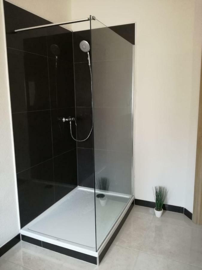Apartman Adriatic Traù Esterno foto