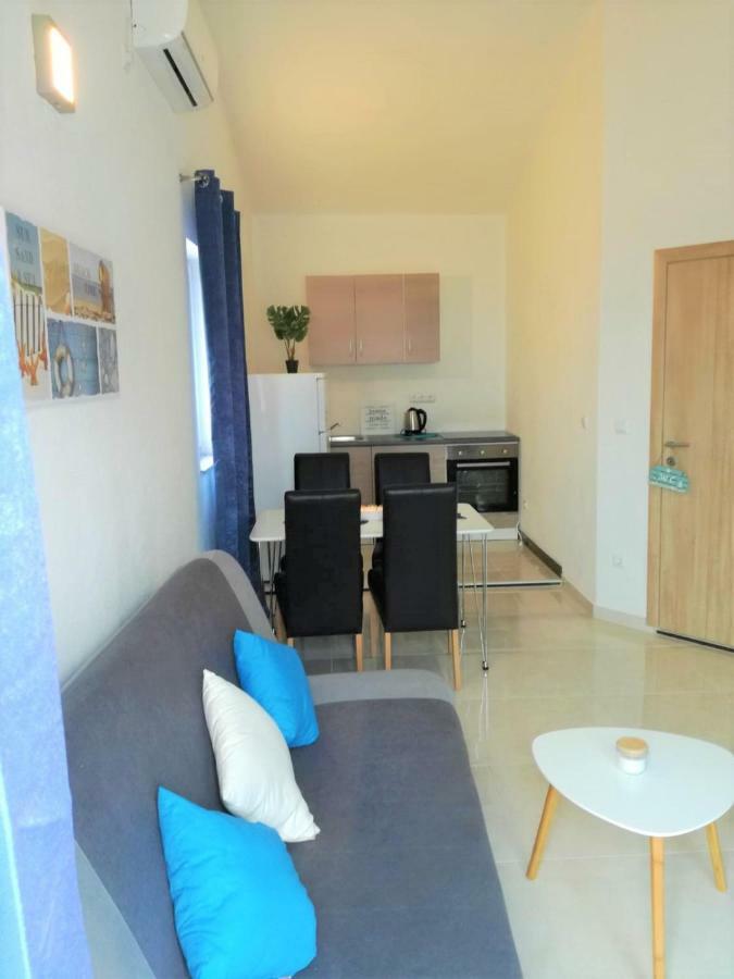 Apartman Adriatic Traù Esterno foto