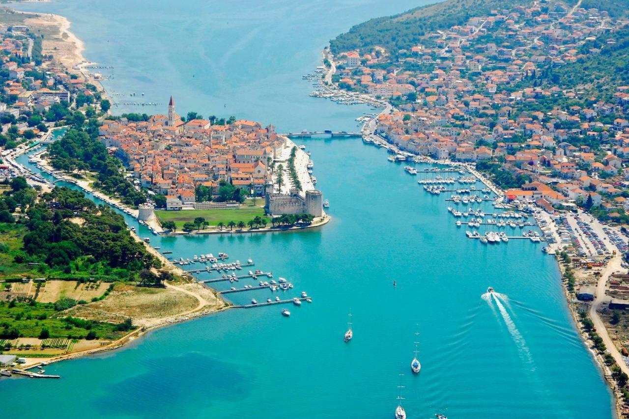 Apartman Adriatic Traù Esterno foto